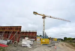 Une première pierre pour le gymnase de Savigné-l'Evêque