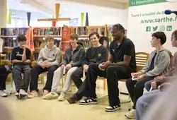 Un joueur du MSB rencontre des collégiens sarthois en classe !