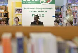 Un joueur du MSB rencontre des collégiens sarthois en classe !