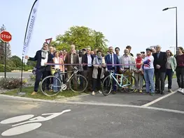 Un aménagement pour permettre la continuité cyclable du rond-point des Médaillés militaires à La Flèche