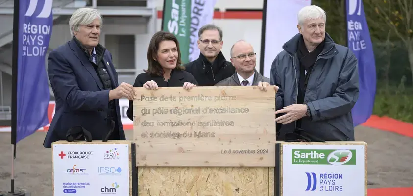 Formations sanitaires et sociales : première pierre pour le Pôle d'excellence en Sarthe