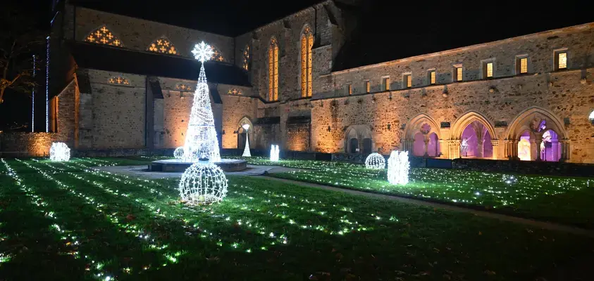 Voyage lumineux et sonore à l’Abbaye de l’Épau !