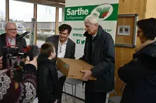 Le Département distribue du matériel reconditionné aux familles sarthoises