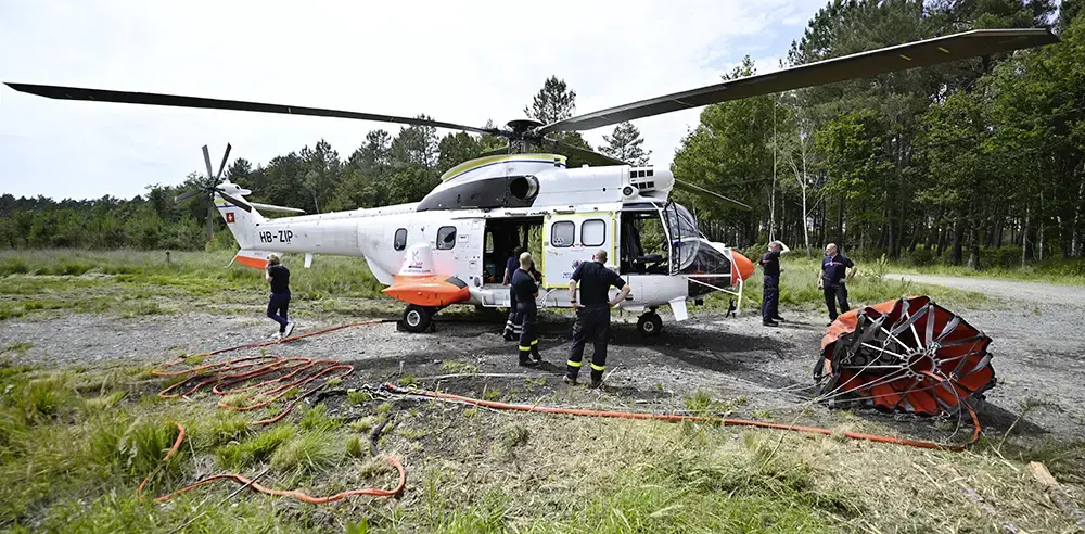 hélicoptère de lutte contre les incendies